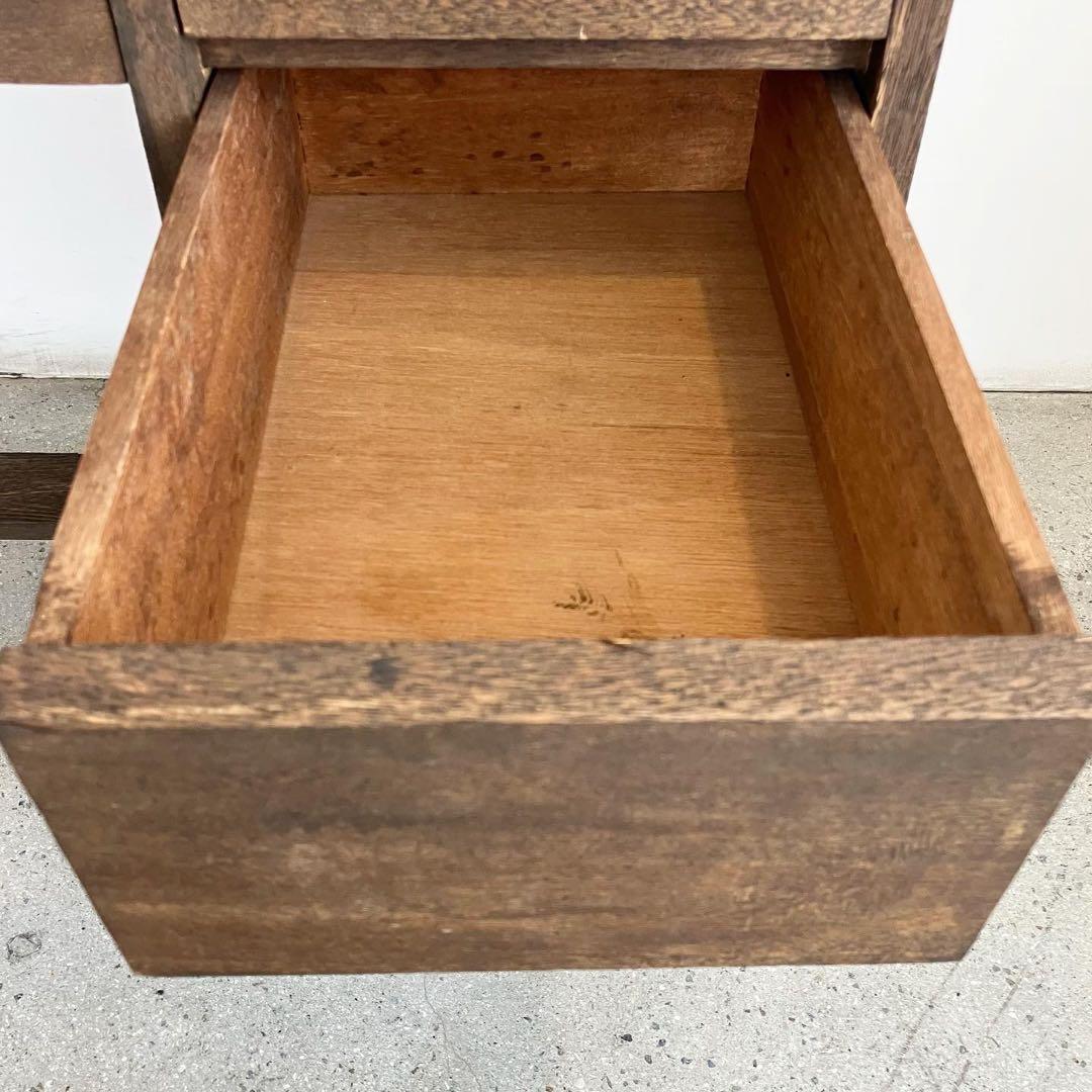 レトロな片袖机