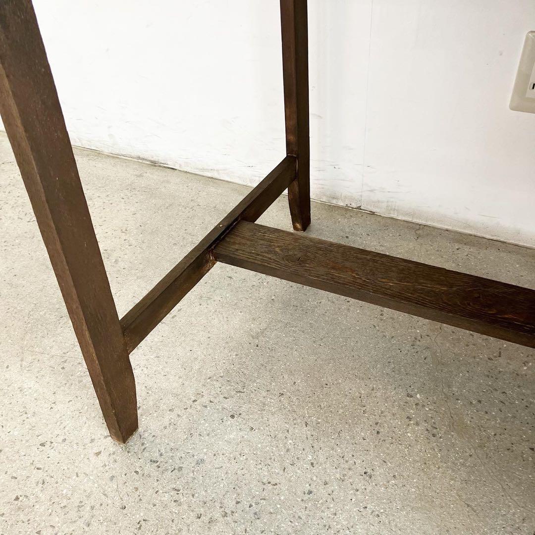 レトロな片袖机