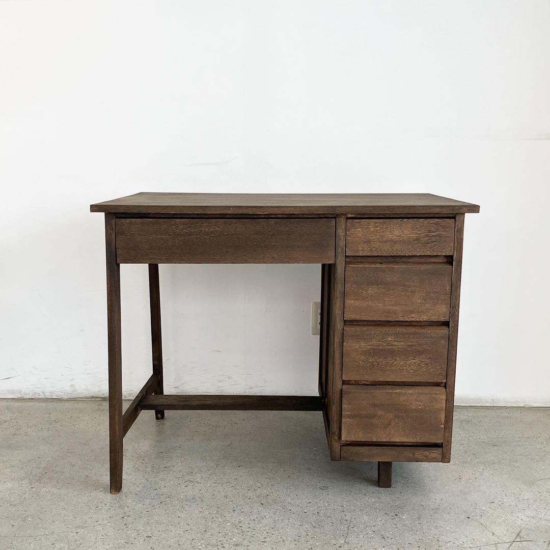 レトロな片袖机