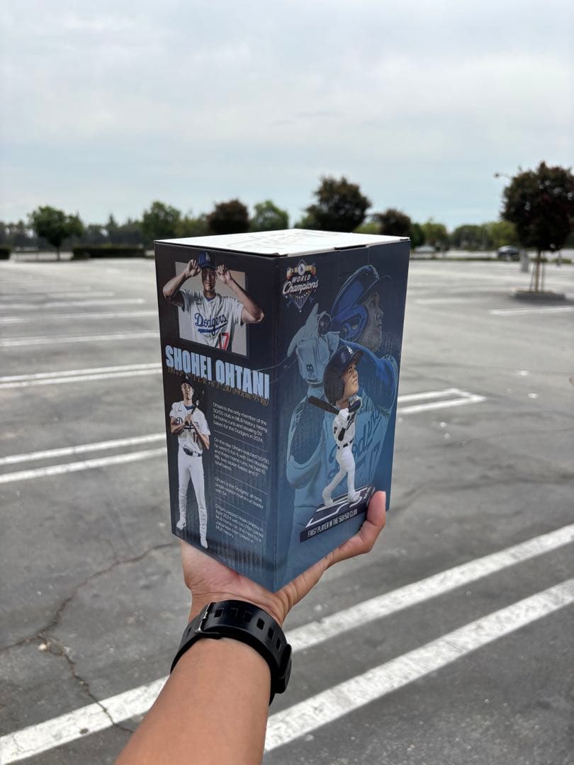 数量限定!! 50/50記念 大谷翔平選手ボブルヘッドフィギュア！