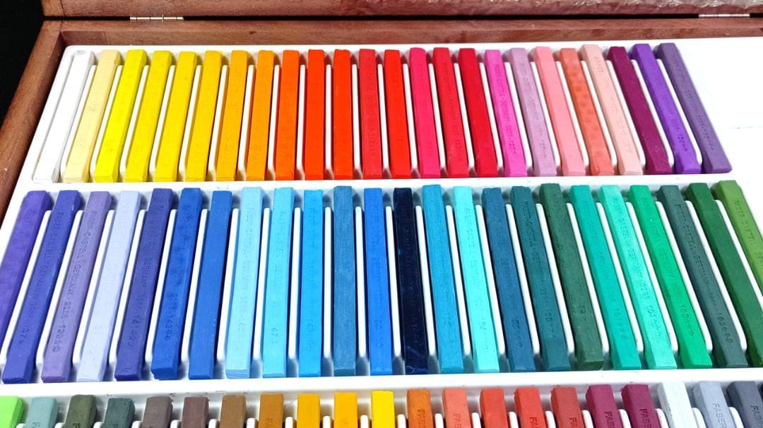 FABER-CASTELL＜ドイツ製＞ / 72色パステルセット木製ケース付