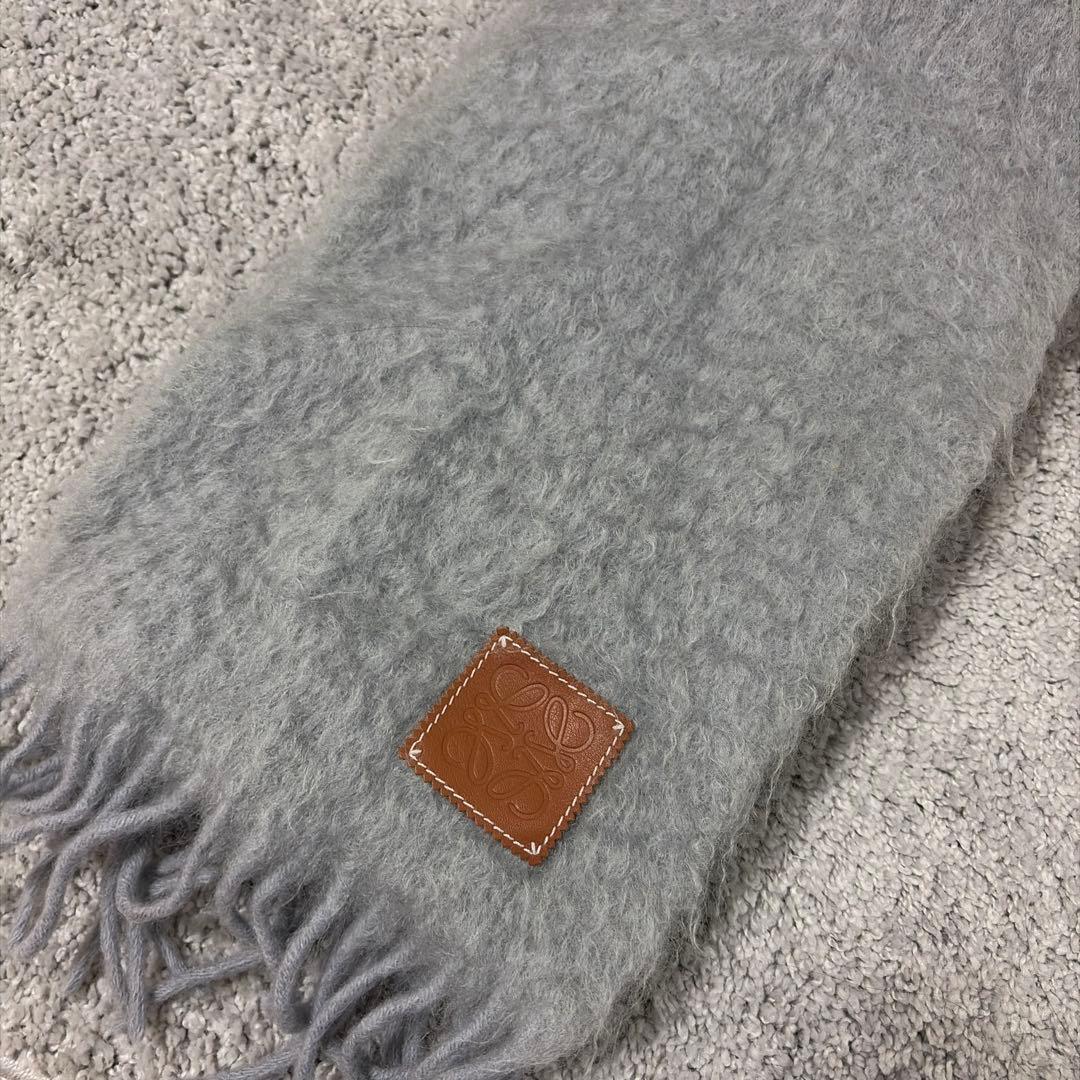 LOEWE グレー モヘア マフラー