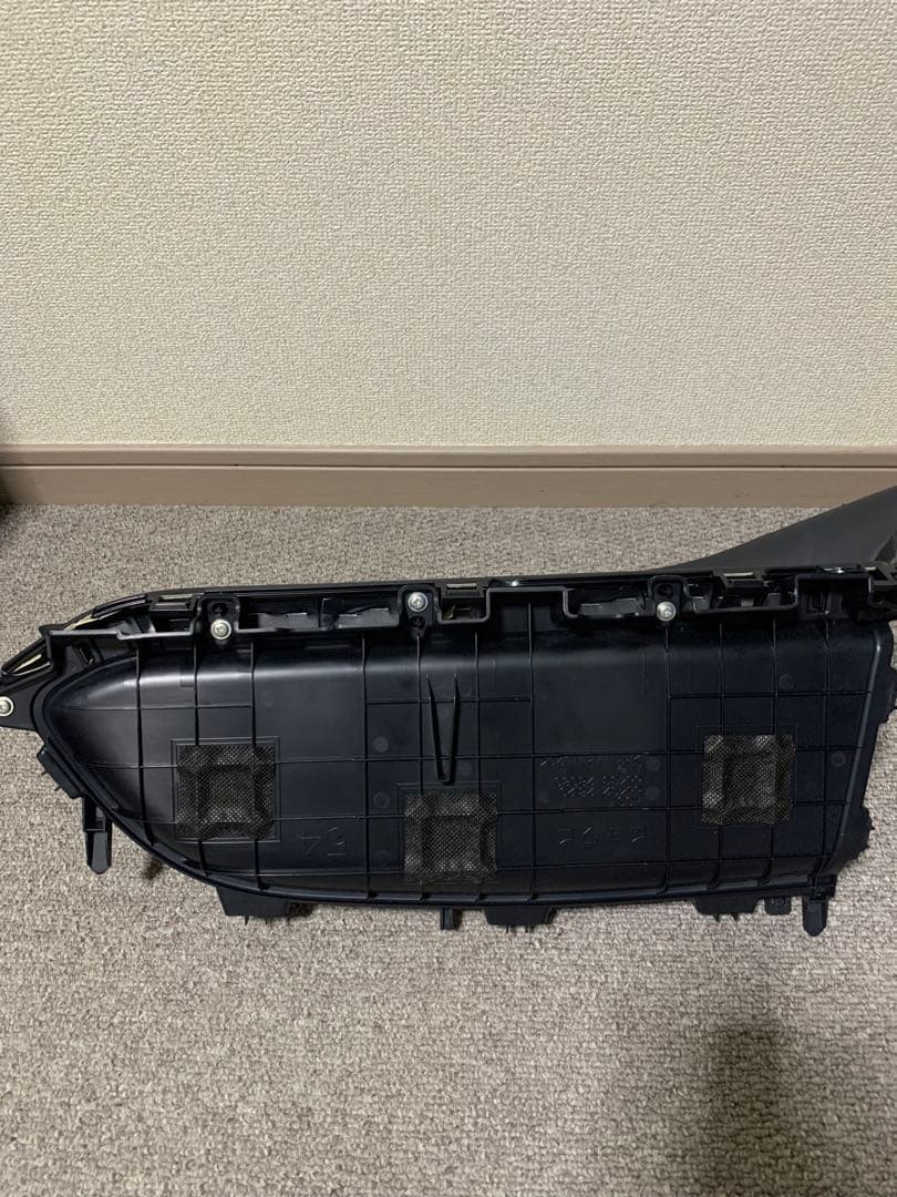 エスクァイア純正オープントレイ（黒） 80系ヴォクシーノア