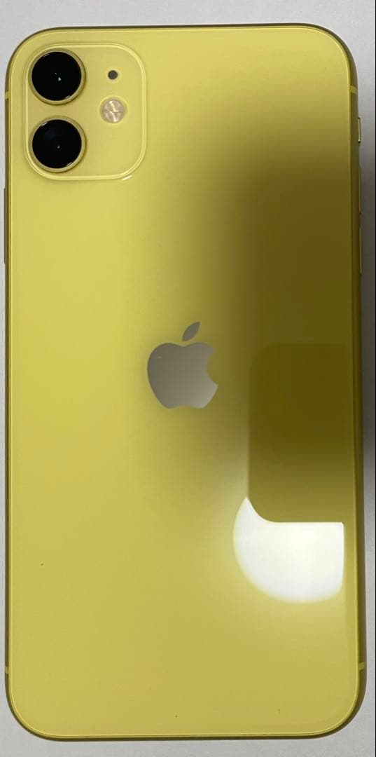 iPhone 11 イエロー本体　SIMフリー