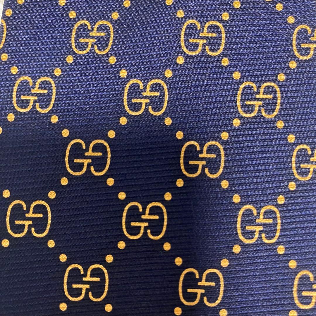 GUCCI ネクタイ GG柄 シルク100% ネイビー　ゴールド　GUCCI