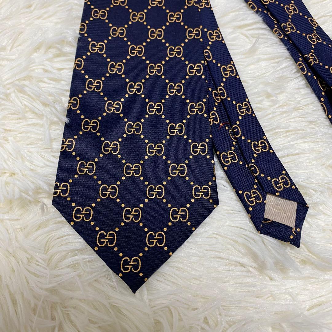 GUCCI ネクタイ GG柄 シルク100% ネイビー　ゴールド　GUCCI