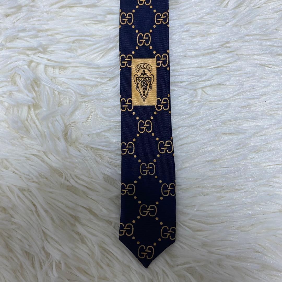 GUCCI ネクタイ GG柄 シルク100% ネイビー　ゴールド　GUCCI