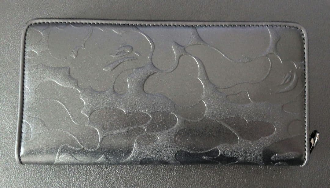 A BATHING APE ブラック 二つ折り財布