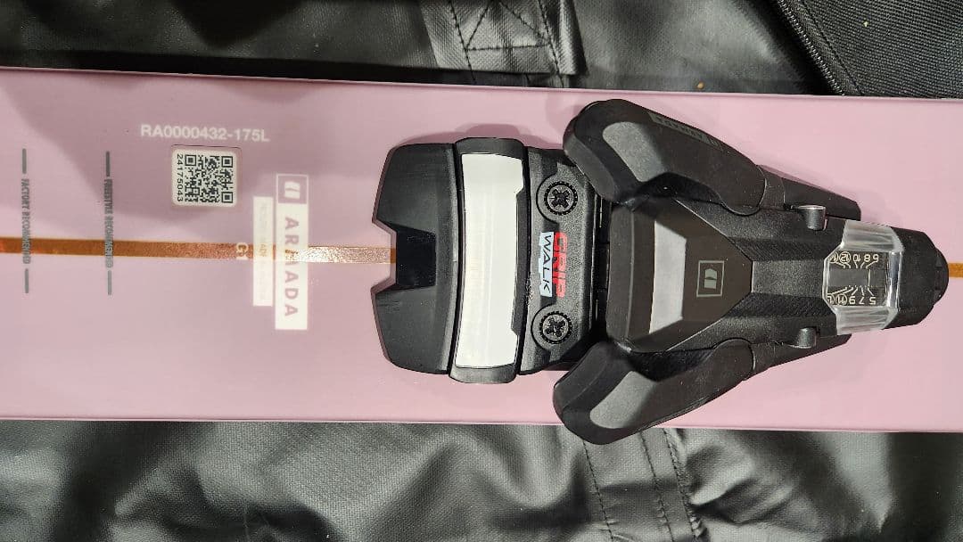 ARMADA arw116 175cm rexxam xx8.0　27スキー