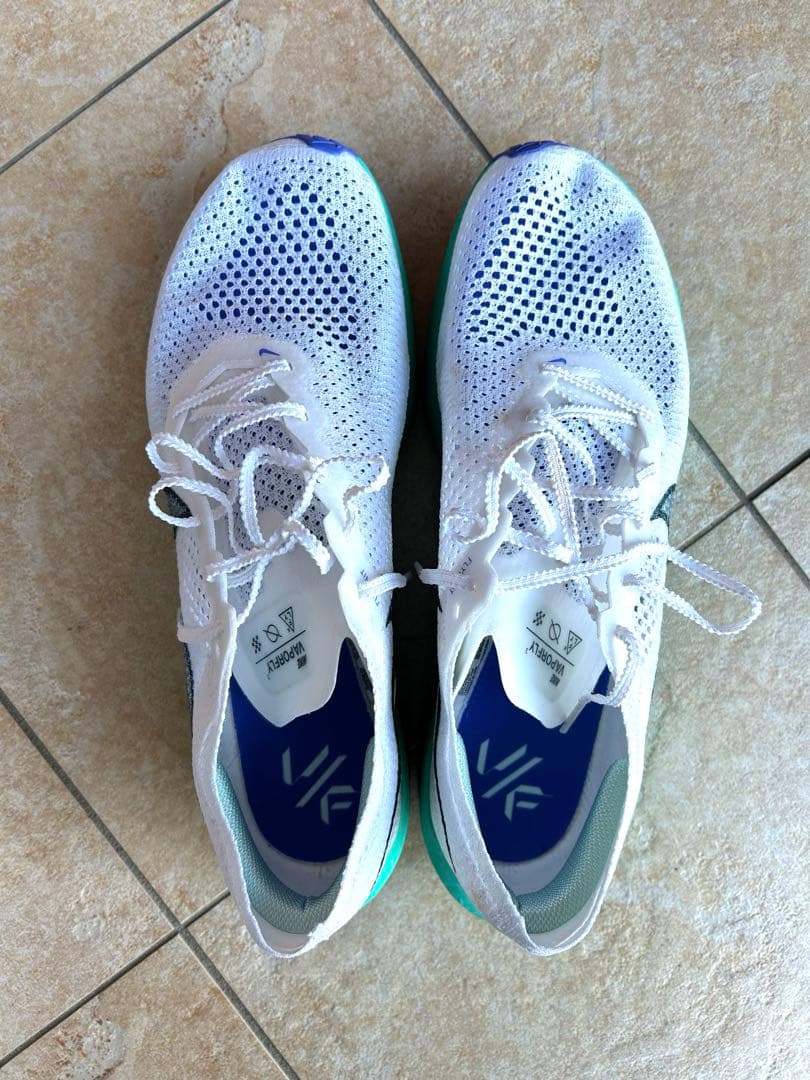 値下げ美品ヴェイパーフライ3 VAPORFLY 3