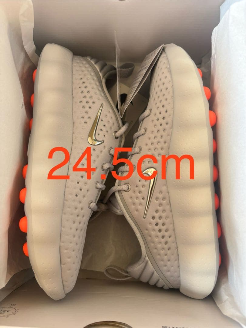 新品未使用　ナイキ　マインド　002 グレー　24.5cm