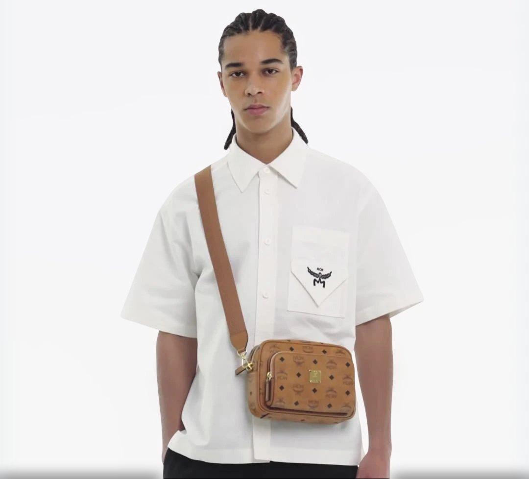 【写真追加】MCM クロスボディ　ヴィトセス