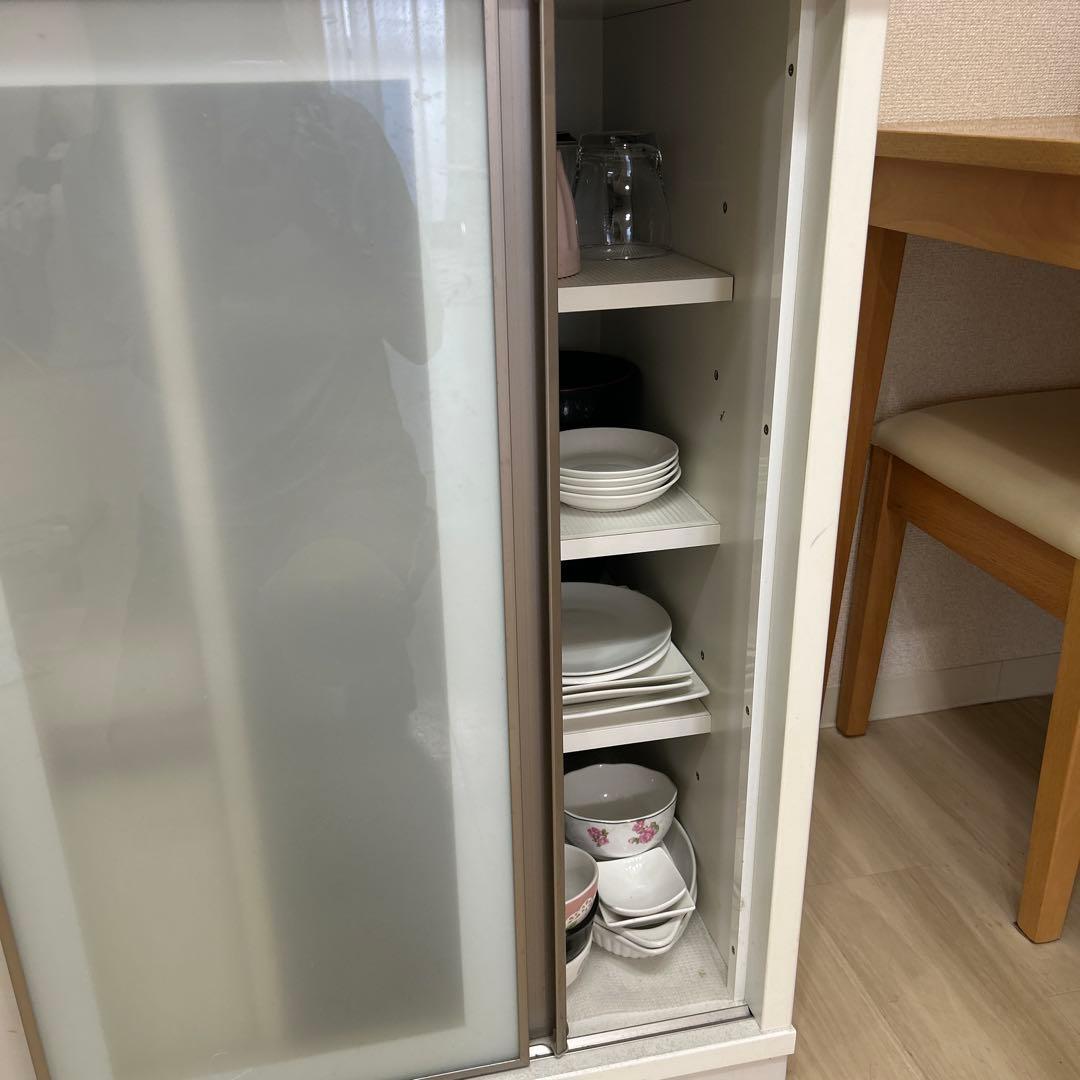 ニトリレンジボード食器棚