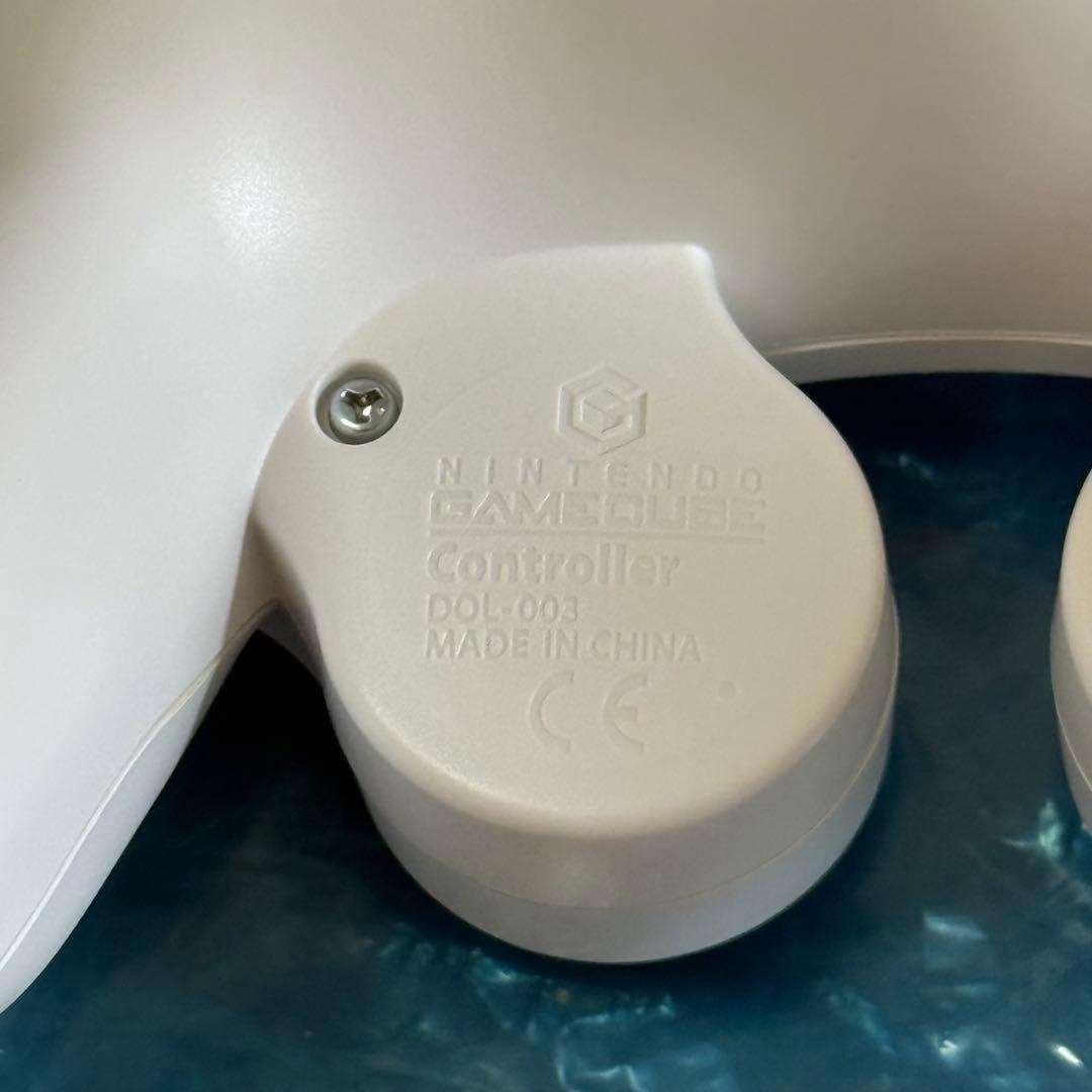 6-074【新品未使用】ゲームキューブコントローラ ホワイト 後期型