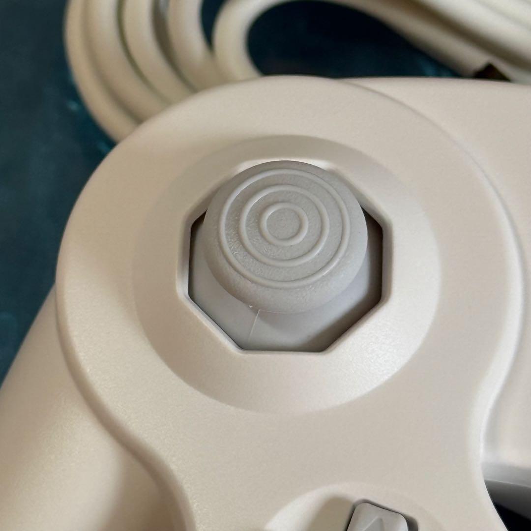 6-074【新品未使用】ゲームキューブコントローラ ホワイト 後期型