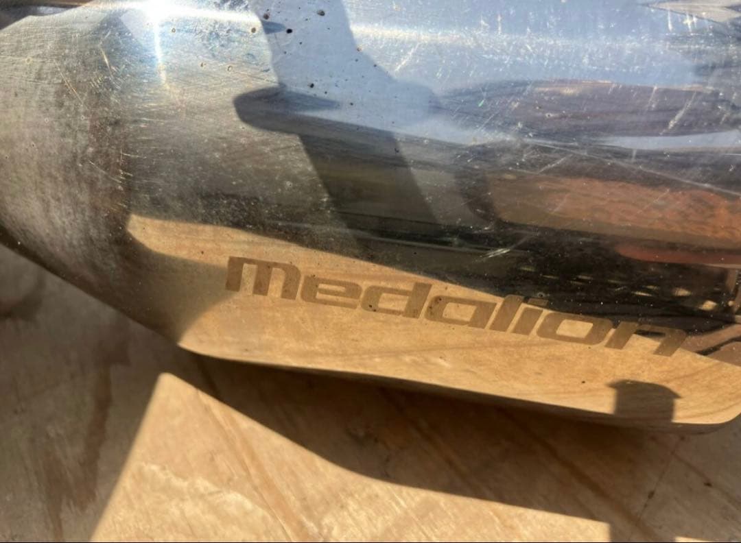 アイシス znm10 zgm11w タナベ メダリオン マフラー