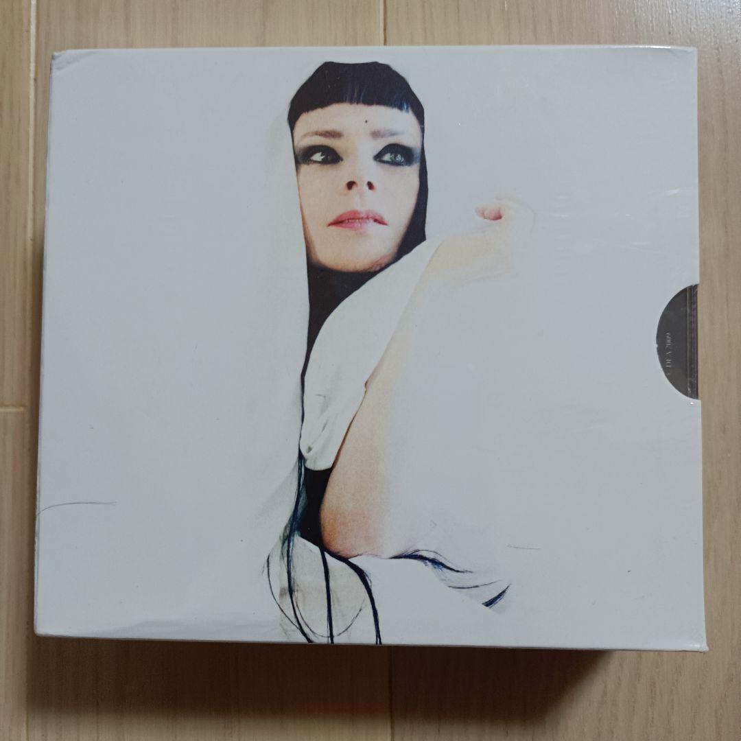 Robert 限定CDボックス PREMIER ECRIN + サイン入カード