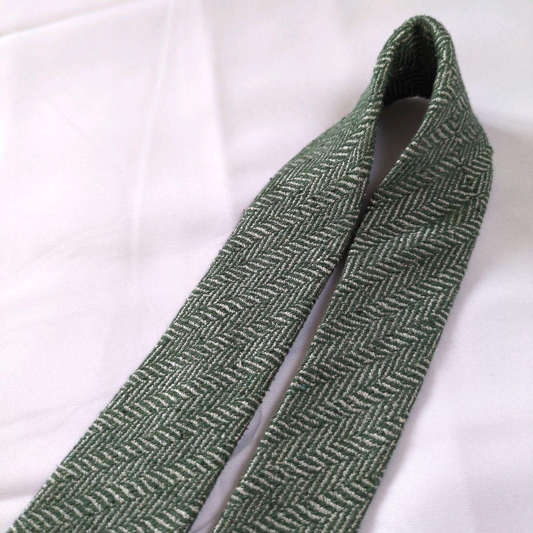 【新品未使用】ドレイクス ネクタイ グリーン シルバー ソリッド ヘリンボーン