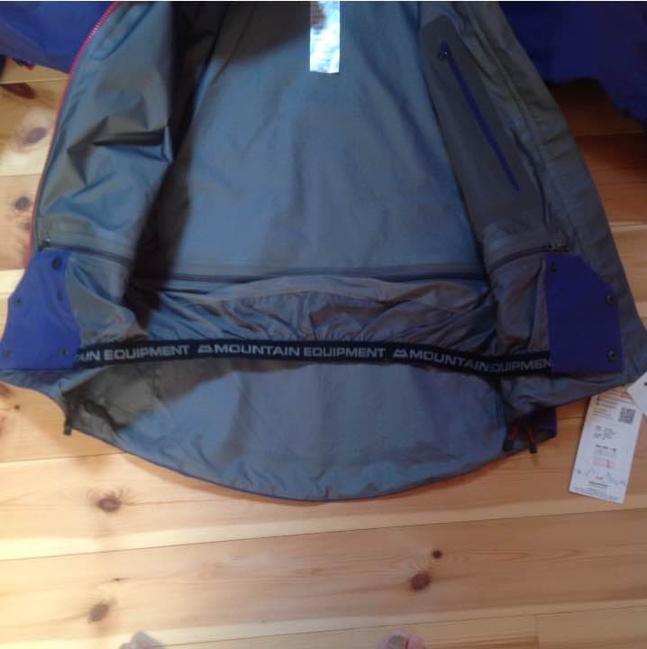 スキーウエアー 女性用 マウンテンイクイップメント ディアミール   新品