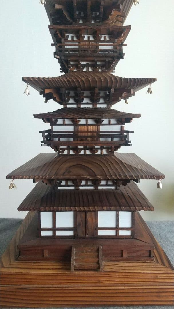 ヴィンテージ　木製　三重塔　高さ約56cm