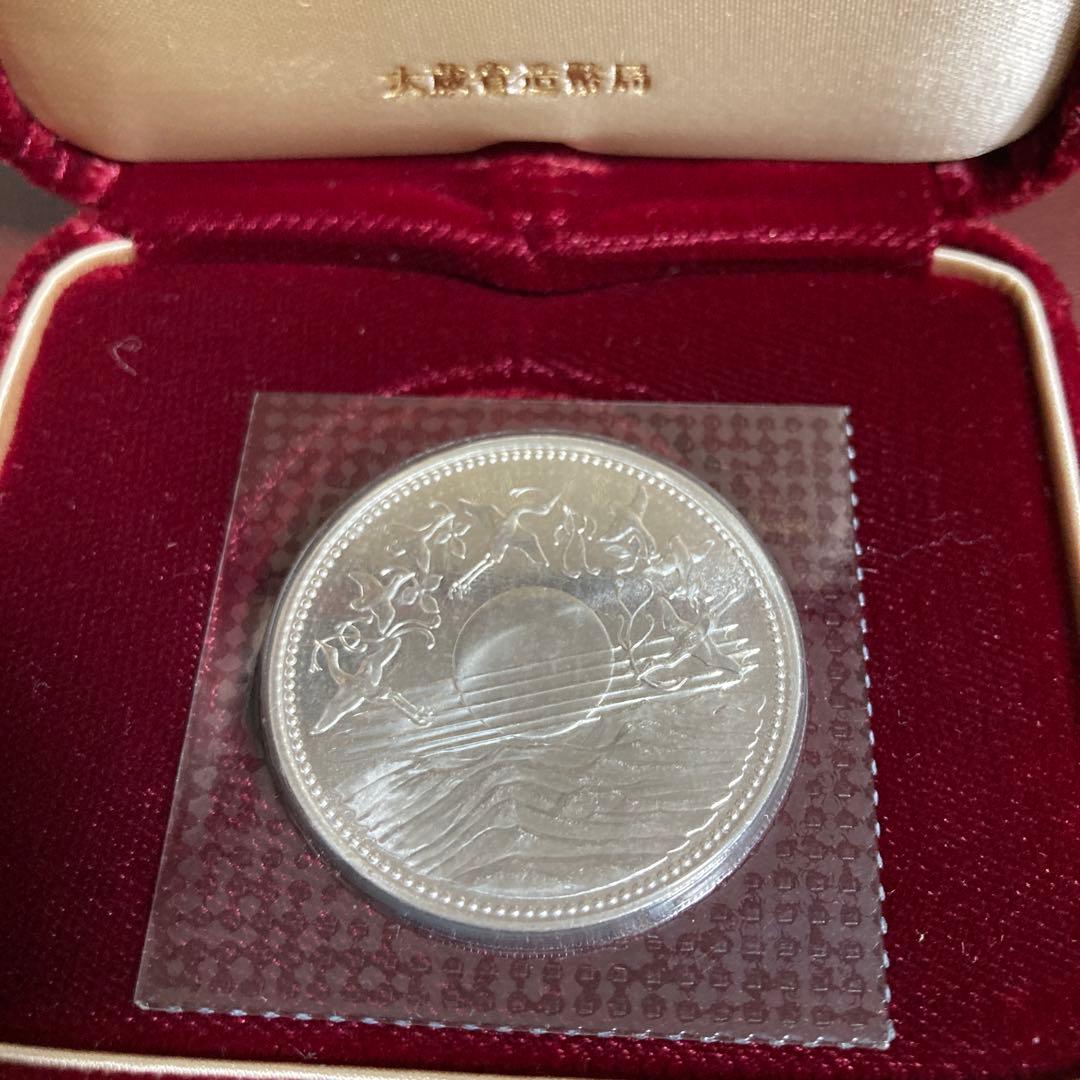 天皇陛下御在位60年記念　記念メダル（純銀）【専用ケース入り】