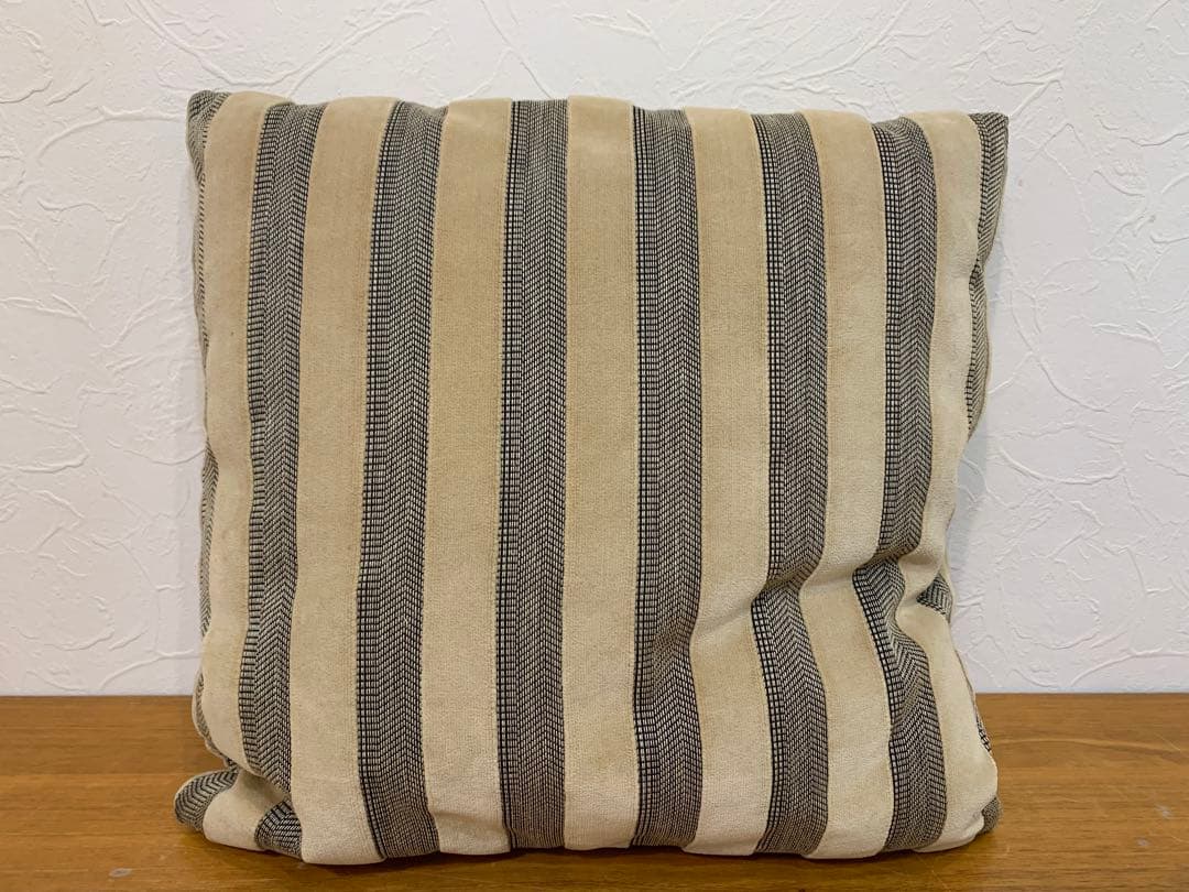 N0722-07★FENDI フェンディ ストライプ柄クッション 2個セット