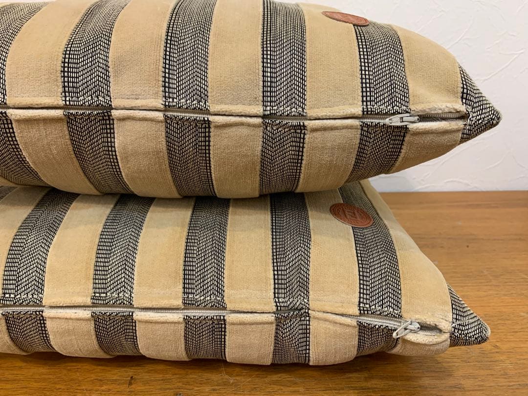 N0722-07★FENDI フェンディ ストライプ柄クッション 2個セット