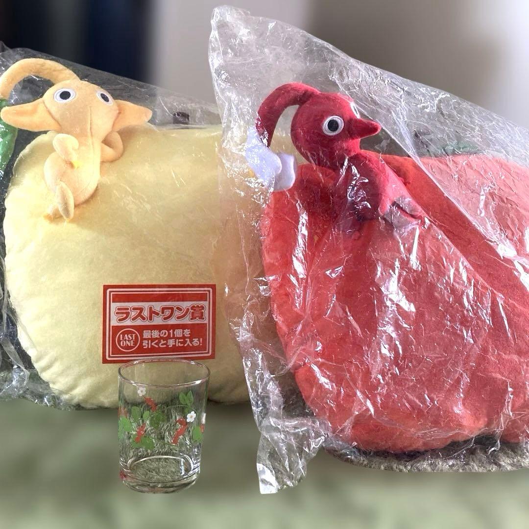 ピクミン一番くじ　おたから果実コレクション　クッションとグラス