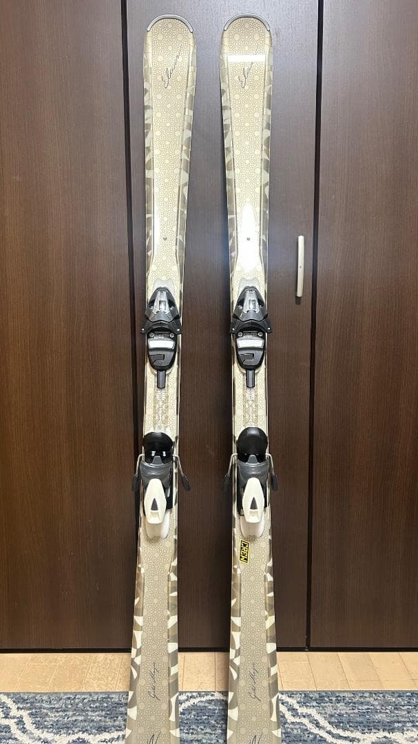 【tire】ELAN カービングスキー152