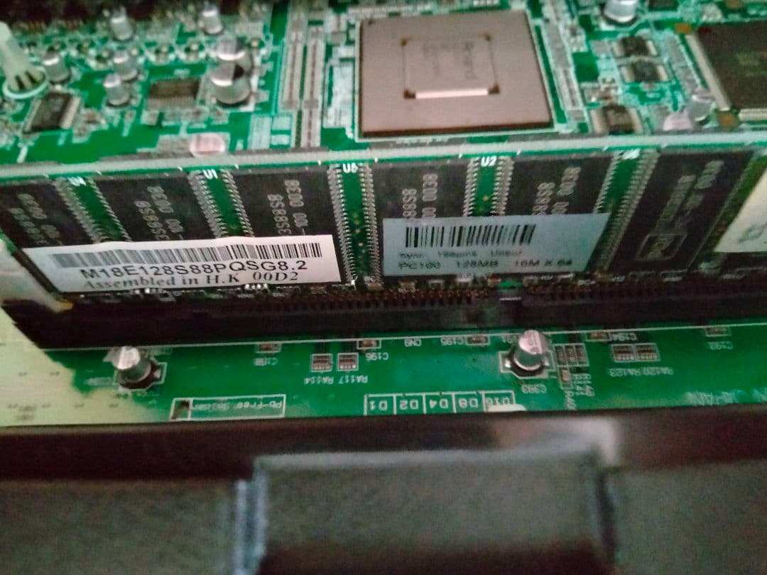 【美品】Roland シンセサイザーJUNO-G 128MBメモリ増設スタンド付