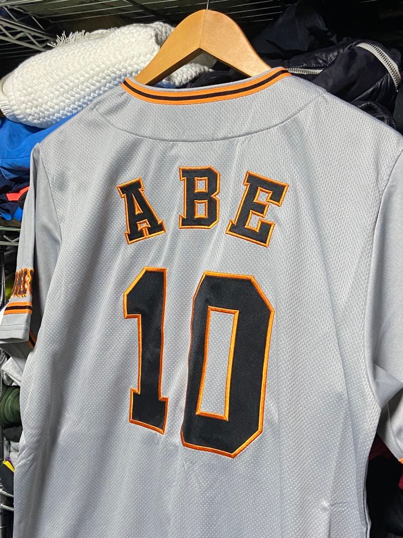 新品 ジャイアンツ 巨人 ユニホーム 阿部10