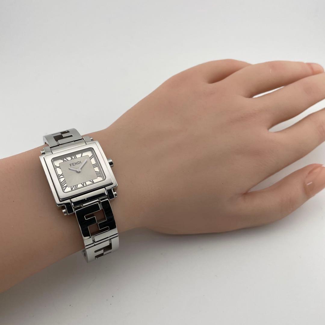 FENDI フェンディ　ズッカベルト　腕時計　ローマン　レディース　動作未確認