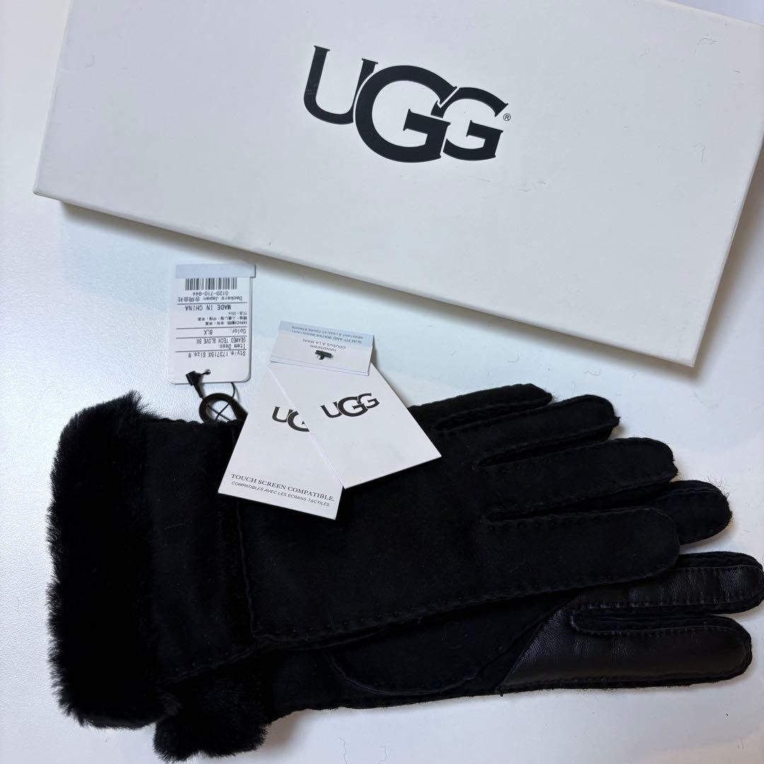 【新品】UGG ブラック 手袋 Mサイズ