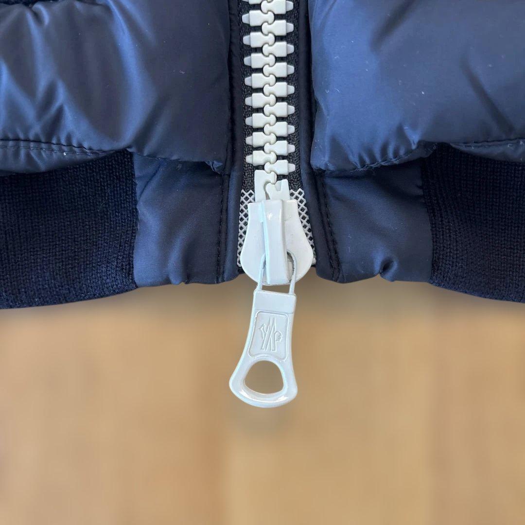 メンズ　モンクレール　ベスト