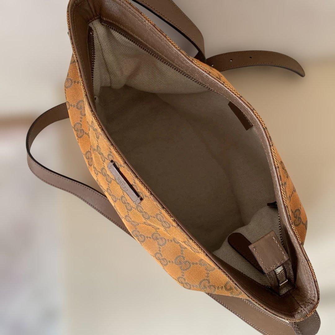 美品　グッチ ショルダーバッグ クロスボデG Gシェリーラインバッグ