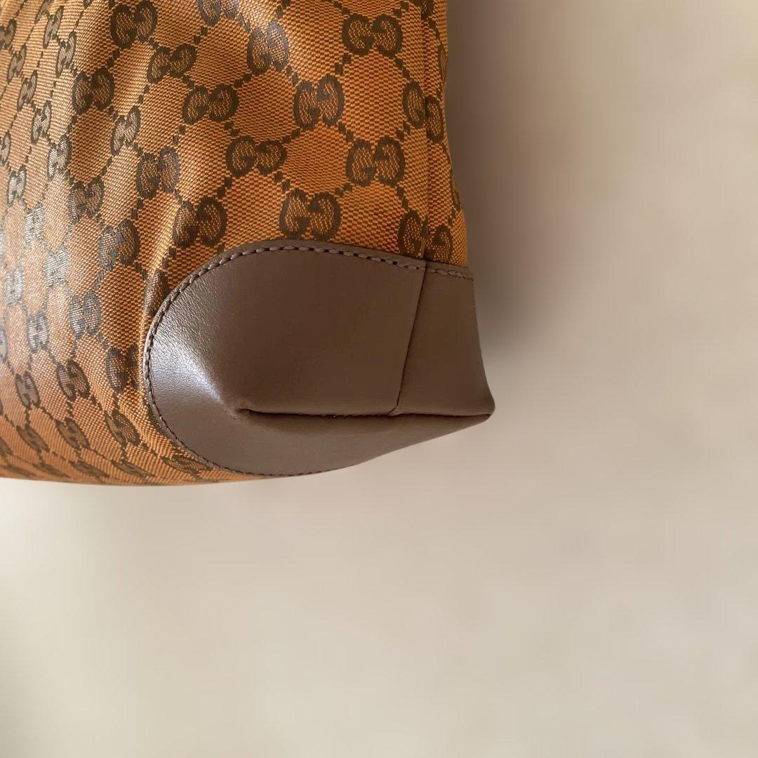 美品　グッチ ショルダーバッグ クロスボデG Gシェリーラインバッグ