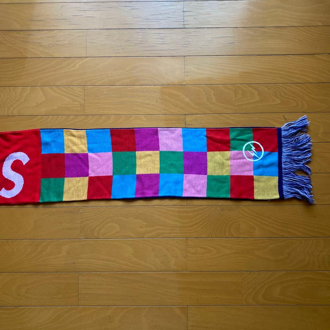 UE x Supreme マフラー