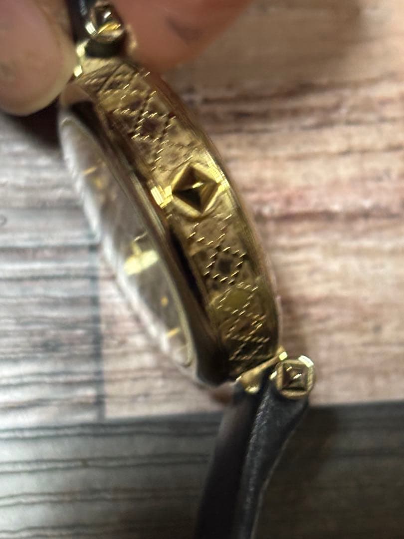 GUCCI ディアマンティッシマ ウォッチ、32mm 現在価格255200円