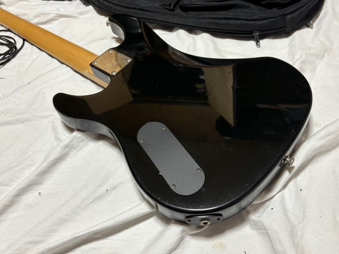 Fernandes エレキベース　ソフトケース付き　良品1905-02-1