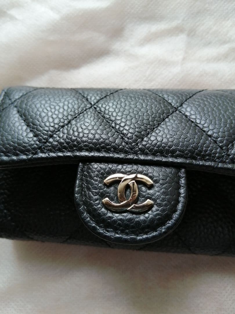 CHANEL キャビアスキン　ブラック キーケース6連
