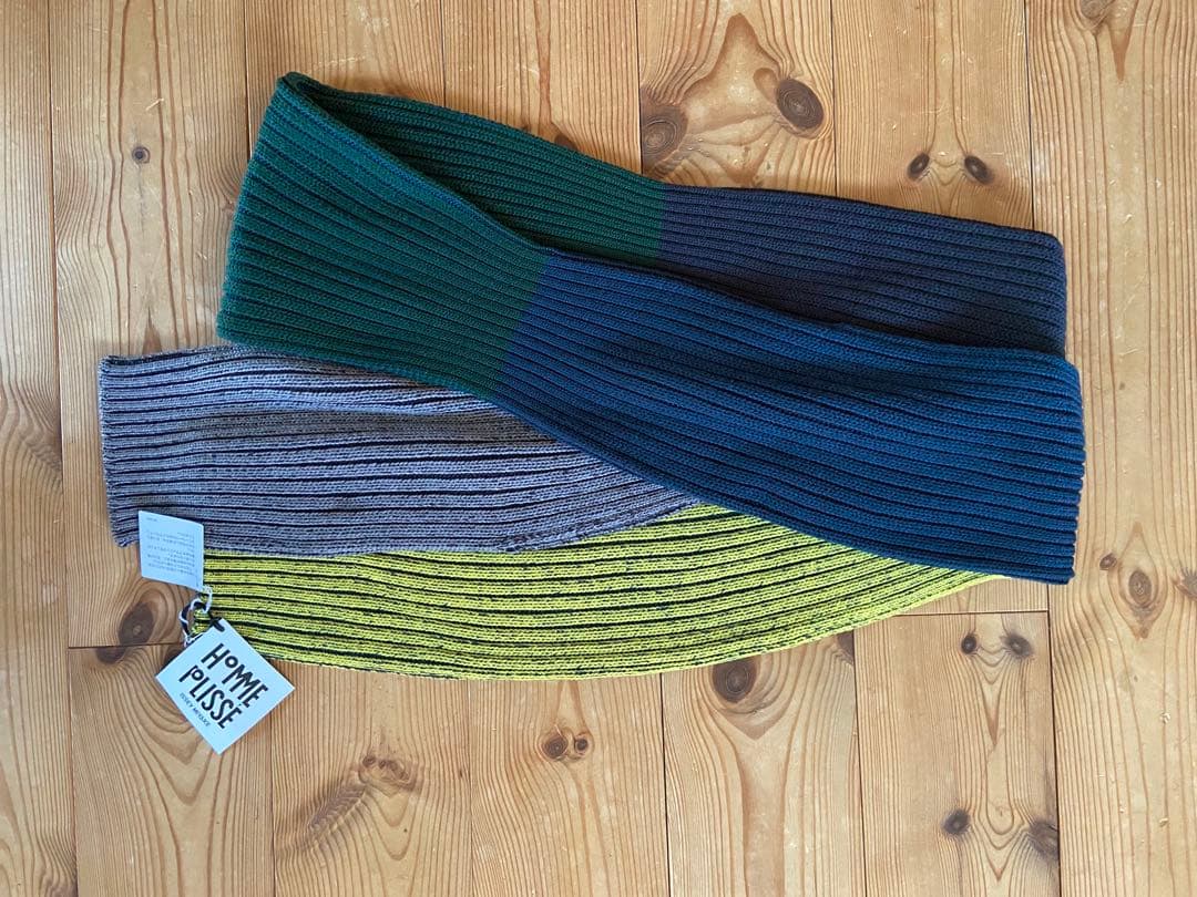 オムプリッセ　マフラー