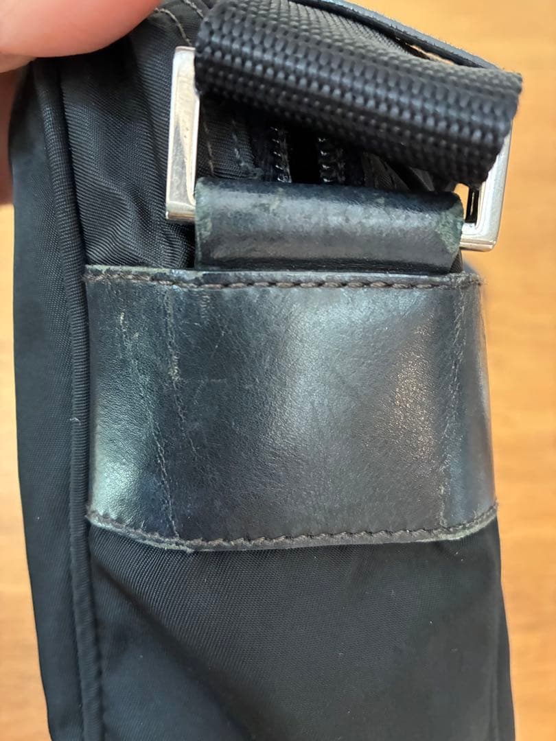PRADA ブラック ショルダーバッグ　ジャンク