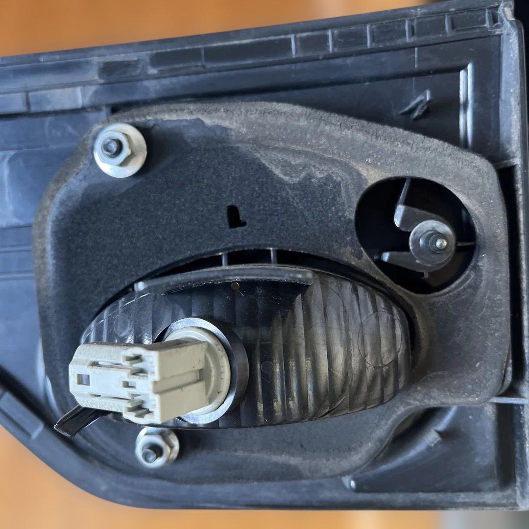 タント　リアガーニッシュフィニッシャー