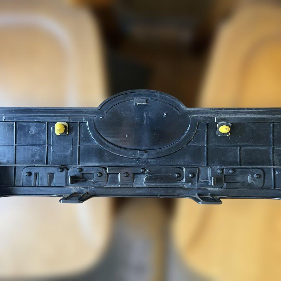 タント　リアガーニッシュフィニッシャー