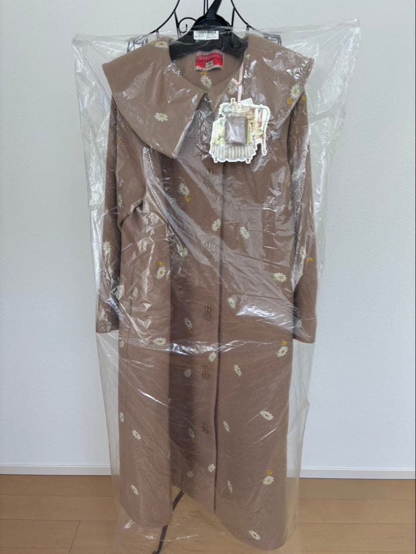 初回数量限定分 yukiemon マーガレットバニーロングコート　ノベルティ付き