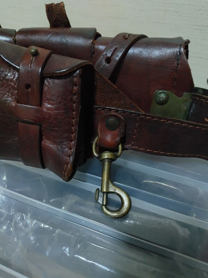 レザーバンダリア 5連 ミリタリー パンク