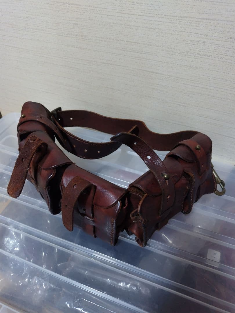 レザーバンダリア 5連 ミリタリー パンク