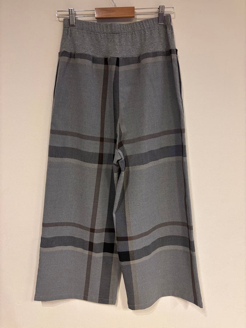 ビアズリー チェックウエストリブパンツ　グレー　2