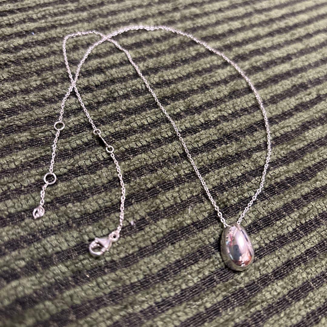   シルバー　ペンダント　卵型