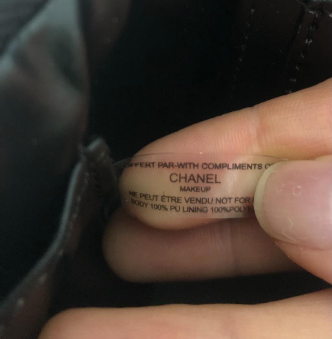 ショルダーバッグ　ブラック　　バッグ　ツイード